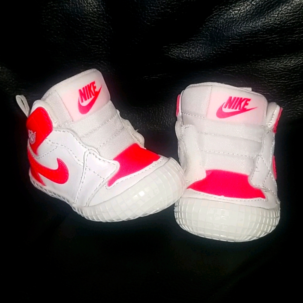 Baby soft bottom nike shoes